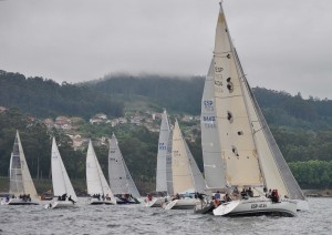 XVIII REGATA ALMIRANTE RODRIGUEZ-TOUBES. «ANDARIVEL» PRIMERO EN VILAGARCIA.