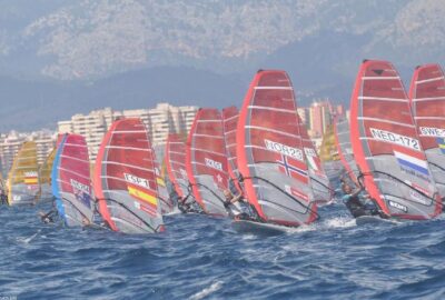 BLANCA MANCHÓN SE MANTIENE 2ª EN LA SAIL FOR GOLD REGATTA.