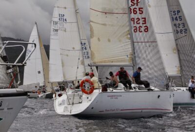 41ª REGATA RÍAS ALTAS EL CORTE INGLÉS. EL ESCASO VIENTO RECORTA LA ETAPA.