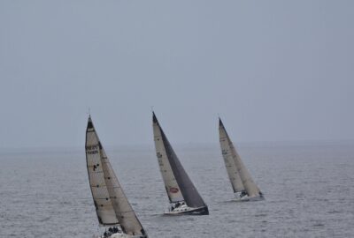 52ª REGATA RIBEIRO RÍAS DE GALICIA 2015.LA FLOTA LLEGA A SANXENXO COMPACTA.