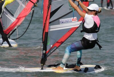 ISAF SAILING WORLD CUP QUINGDAO 2015. POCO VIENTO Y MUCHA CORRIENTE EN ESTA 2ª JORNADA