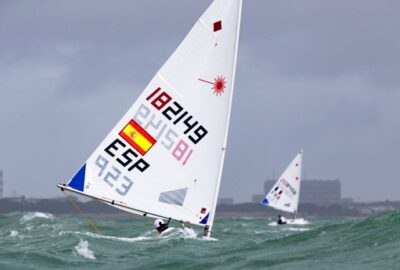 SEMANA OLÍMPICA LA ROCHELLE 2015. ALICIA CEBRIÁN Y EL NACRA-17 A LAS MEDALS RACES