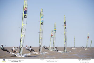 CAMPEONATO DEL MUNDO 49ER Y FX. BUEN ARRANQUE CON VICTORIAS PARCIALES