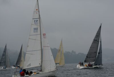 XX REGATA ALMIRANTE RODRIGUEZ-TOUBES. «ARROAS» «SEBRALA 2» «ENXUTO» LÍDERES EN VILAGARCÍA.