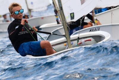 COPA DE ESPAÑA 2016 OPTIMIST. EL BALEAR KONITZER PRIMER LÍDER EN EL BALÍS.