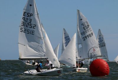 CAMPEONATO EUROPEO JUNIOR SNIPE. NOGUERA Y CAPÓ AL FRENTE