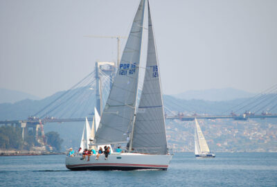 «STARFIGHTER» «SANTIAGO ROMÁ RÍAS BAIXAS» Y «EL JULIANA BY DEEP BLUE» SE LLEVAN EL XIII TROFEO ACIMUT NORTE