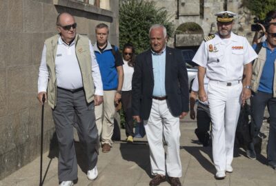 El Rey Emérito Juan Carlos llega a Baiona para participar en el Trofeo Príncipe de Asturias