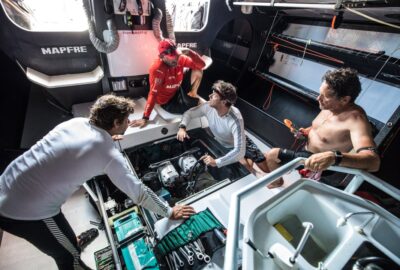 VOLVO OCEAN RACE 2017-18. LEG 8 ITAJAI-NEWPORT. «MAPFRE» SOLUCIONA UN PROBLEMA ELÉCTRICO