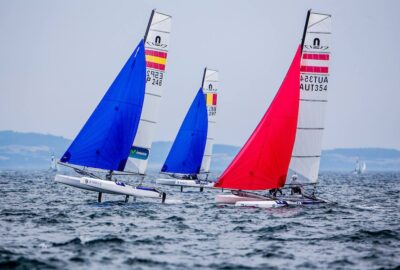 HEMPEL SAILING WORLD CHAMPIONSHIP AARHUS 2018 : DESCALIFICACIONES Y VICTORIA PARCIAL EN EL 49ER