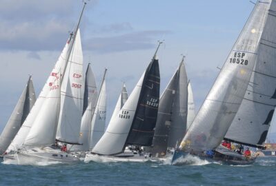 «BRUJO», «BLUE LIZARD», «AQUAX» Y «UN MAR SIN BARRERAS» SE LLEVAN EL TROFEO VARADERO VALENCIA.