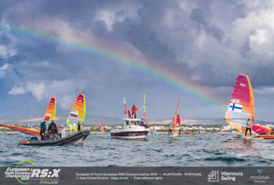 CAMPEONATO DE EUROPA RS:X 2020. BLANCA MANCHÓN RESISTE EN EL TOP TEN