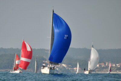 7ª REGATA INTERCLUBES RÍA DE PONTEVEDRA. COMBARRO SE PREPARA PARA EL PENÚLTIMO ASALTO