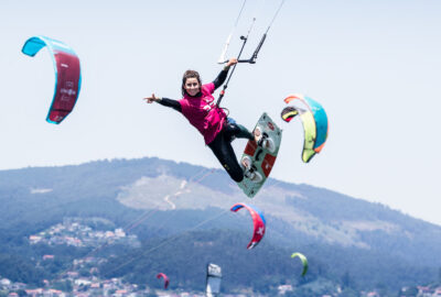 EL IVº KITEFEST CESANTES TROFEO XACOBEO ARRANCA MAÑANA CON CASI UN CENTENAR DE RIDERS INSCRITOS