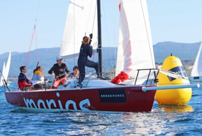 M.R.C.Y.BAIONA. LIGA DE OTOÑO J80 AEDAS HOME. EL «MARÍAS» SORPRENDE AL «OKOFEN» Y SE SITÚA LÍDER