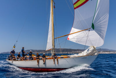 XXVII REGATA ILLES BALEARS CLASSICS. «ARGOS» Y «FJORD III» PRIMEROS LÍDERES