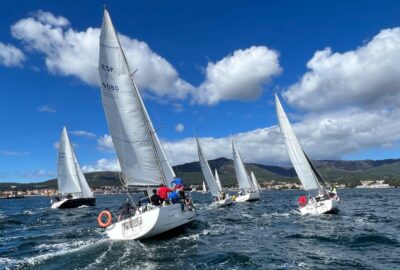 C.N. AROUSA NORTE. «ZIRALLA», «FIXIUS» Y «ORLANDO LLEGAN LÍDERES A LA TERCERA ETAPA DE LA REGATA ALCA