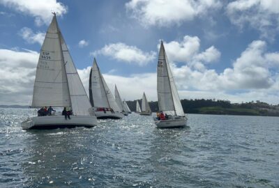 C.N. AROUSA NORTE. «SANTANA’S», «CAMPING RÍA DE AROSA» Y «ORLANDO» DOMINAN LA ETAPA POBRENSE DE LA LIGA DE CRUCEROS RÍA DE AROUSA