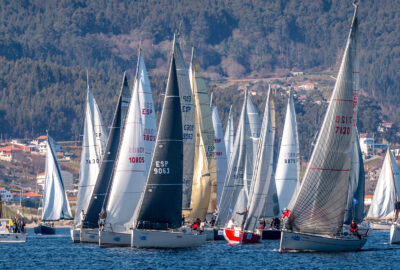 9ª REGATA INTERCLUBES RÍA DE PONTEVEDRA. LA FLOTA DE LA REGATA INTERCLUBES RETOMA LA COMPETICIÓN ESTE SÁBADO EN BELUSO