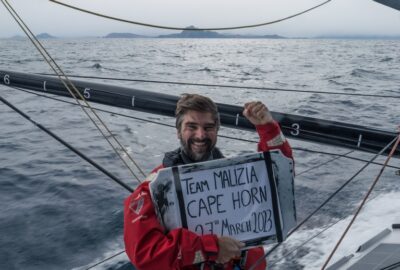 THE OCEAN  RACE. «TEAM MALIZIA» AÑADE SUS NOMBRES A UNA LISTA DE LEYENDAS DEL TROFEO CUARENTA RUGIENTES