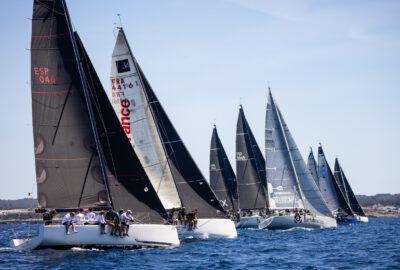 LA 19ª PALMAVELA BRILLA EN SU SEGUNDA JORNADA CON CASI UN CENTENAR DE BARCOS EN LIZA