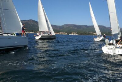 C.N. AROUSA NORTE. LA REGATA ALCA INAUGURA LA TEMPORADA OTOÑAL DE CRUCEROS