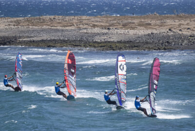 GRAN CANARIA GLORIA WINDSURF WORLD CUP 2024. MORTEFON Y OFFRINGA, FIRMES CANDIDATOS A LA PRIMERA CORONA DE SLALOM X