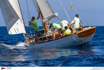 R.C.N.PORT POLLENÇA. EL TROFEO CORMORÁN-PETITCELLERS CORONA A SUS CAMPEONES