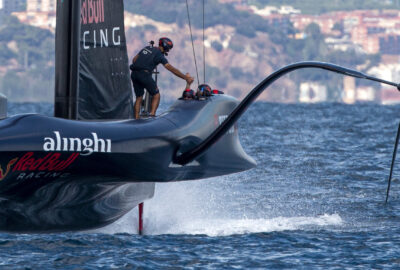 VICTORIA VITAL PARA LOS SUIZOS EN EL SEXTO DÍA DE LA LOUIS VUITTON CUP