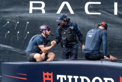 «ALINGHI RED BULL RACING» SE DESPIDE DE LA LOUIS VUITTON CUP