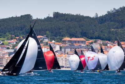 LA 9ª REGATA REY JUAN CARLOS-ELCORTE INGLÉS MÁSTER COMIENZA MAÑANA EN SANXENXO