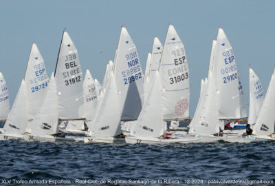 LOS FRANCESES FREBAULT Y LAURENT LIDERAN EL TROFEO ARMADA DE SNIPE EN EL MAR MENOR