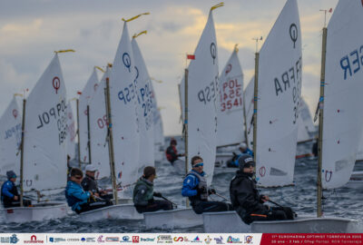 SE DEFINE EL GRUPO ORO CON MANSITO Y GARCÍA LIDERES EN LA EUROMARINA OPTIMIST TORREVIEJA