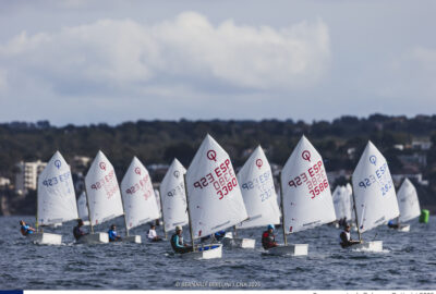 C.N. S’ARENAL. ARRANCO EL CAMPEONATO DE BALEARES DE OPTIMIST, CITA CLASIFICATORIA PARA LA COPA Y EL CAMPEONATO DE ESPAÑA