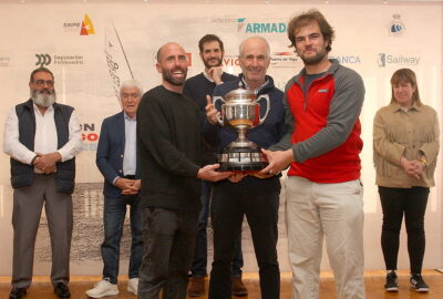 R.C.N. VIGO. BERMÚDEZ DE CASTRO REPITA COMO CAMPEÓN GALLEGO DE SNIPE Y CONQUISTA EL MEMORIAL CHOLO ARMADA DE VIGO