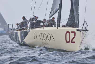M.R.C.Y. BAIONA. «PLATOON» RESURGE CON FUERZA Y APRIETA LA TABLA DE A GALICIA 52 SUPER SERIES ROYAL CUP