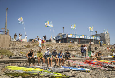 COMPÁS DE ESPERA EN EL MUNDIAL DE WINDSURF EN POZO IZQUIERDO