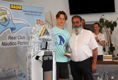 PLATON KUZMENKO SE CONVIERTE EN EL PRIMER CAMPEÓN GALLEGO DE LA CLASE WINGFOIL