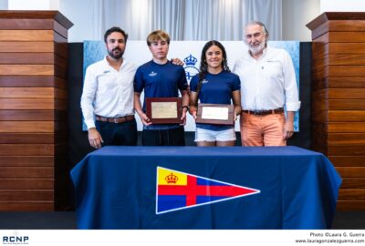EL R.C.N. PALMA HOMENAJEA A NIKKO PALOU Y MÓNICA OSHA POR SUS MEDALLAS EN EL EUROPEO DE ILCA 4