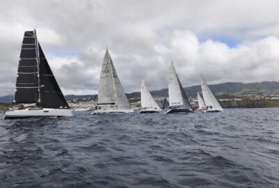LA FLOTA DE LA ATLANTIS CUP NAVEGA RUMBO A LA GRACIOSA