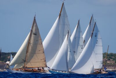 «MARISKA», «SPARTAN», «AMORITA» Y «ARGOS» PONEN RUMBO A LA VICTORIA EN A COPA DEL REY REPSOL DE BARCOS DE ÉPOCA