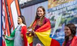 LA CANGUESA LINDIA POUSA NUEVA CAMPEONA...
