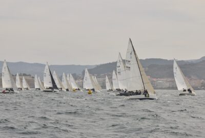 M.R.C.Y. BAIONA.EL VIENTO PONE A PRUEBA LA FLOTA EN LA SEGUNDA JORNADA DEL TROFEO PRÍNCIPE DE ASTURIAS