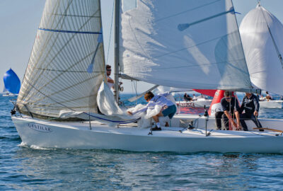 M.R.C.Y. BAIONA. EL «OKOFEN» DOMINA LA TERCERA JORNADA Y SE ESCAPA DE SUS RIVALES EN LA LIGA DE OTOÑO GESTILAR J80