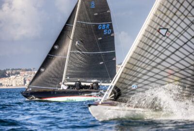 R.C.N. SANXENXO. «ALIBABA II» TOMA EL MANDO EN EL DESAFIO BARCELÓ DE 6M