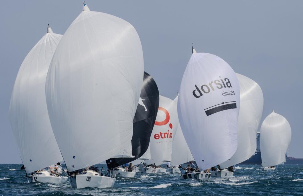 LA FLOTA ESPAÑOLA DE J80 CIERRA UNA TEMPORADA 2025 EXCEPCIONAL