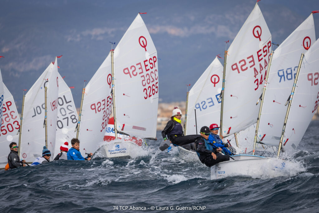 R.C.N. PALMA. DANI CAPA Y MIHAEL ZOBEC LIDERAN EN EL ESTRENO DEL 74º TROFEO ABANCA CIUTAT DE PALMA