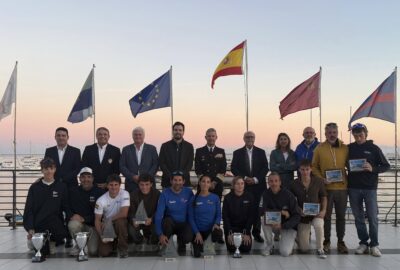 R.C.R. SANTIAGO DE LA RIBERA. TONI Y SASHA PONS NUEVOS CAMPEONES DEL TROFEO ARMADA DE SNIPE
