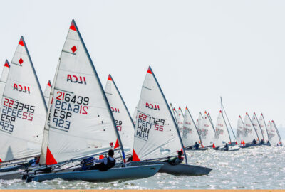 21ª SEMANA OLÍMPICA ANDALUZA. EL BUEN VIENTO PERMITE ARRANCAR LA PRIMERA JORNADA MARCADA POR LA IGUALDAD