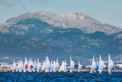 LA VELA OLÍMPICA ENTRA EN ACCIÓN EN EL 55º TROFEO PRINCESA SOFÍA MALLORCA BY FERGUS HOTELS